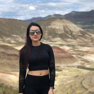 Long Sleeve Cropped Workout Athletic Black Top XS